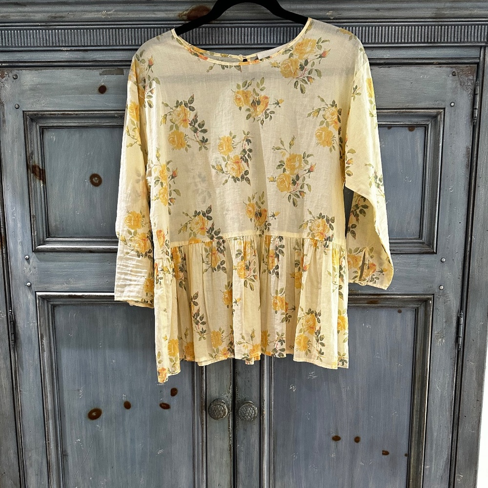 The Great. The Wanderer top in floral print size 0 (XS)